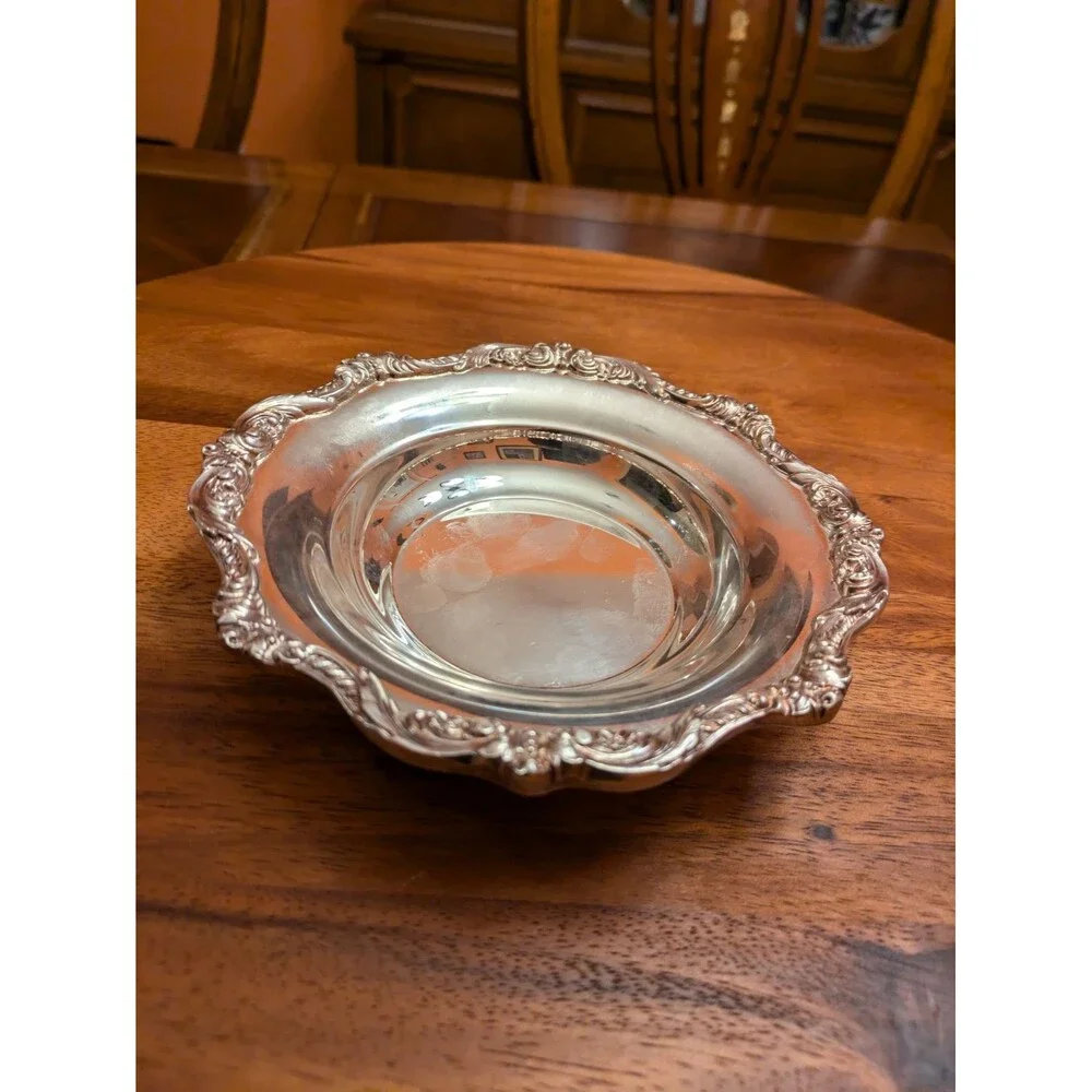 Old English Bonbon Dish c1940s by Poole Siver Co., Silverplate ORIGINAL 6